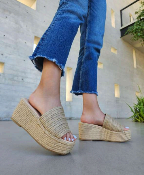 Sandalias de Plataforma Corrida con Doble Hebilla