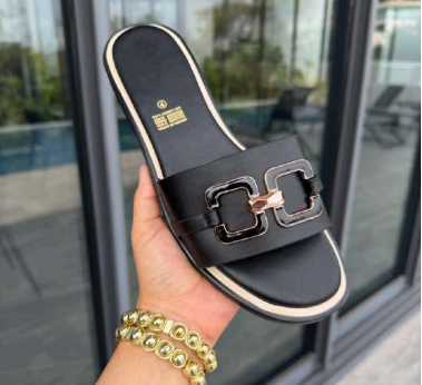 Mule "Gala Chain"